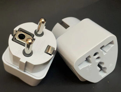 Adaptador Universal de Enchufes para Viajes Internacionales - Image 9
