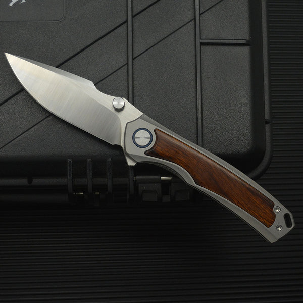 Cuchillo de Supervivencia Plegable Warhawk Acero Titanio para Camping y Outdoor