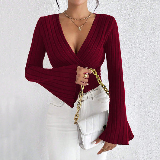 Blusa Base Layer Rojo Vino Cuello V Manga Acampanada Ajustada - Image 2