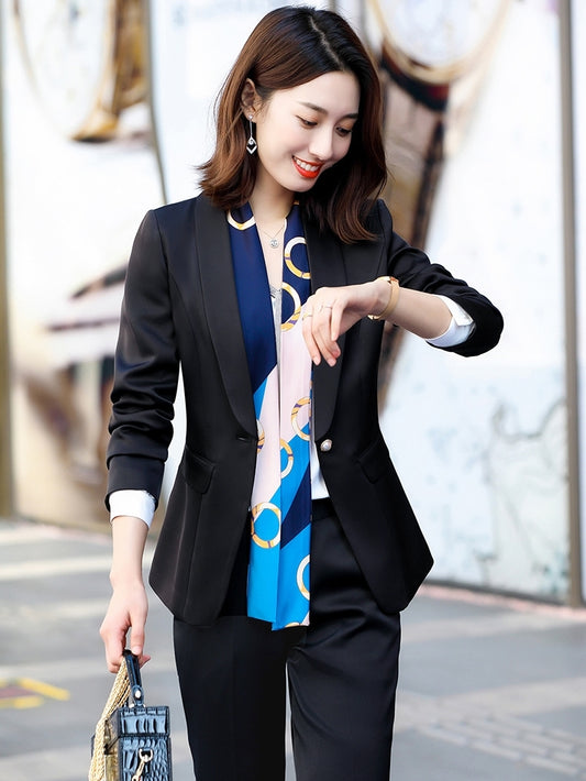 Traje Ejecutivo Femenino Dos Piezas - Elegancia Profesional - Image 2