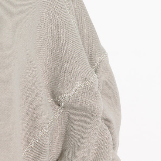 Suéter Gris Corto con Cuello Halter y Hombros Inclinados - Image 15
