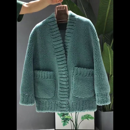 Abrigo de Pelaje Corto para Mujer - Elegancia y Calidez - Image 10