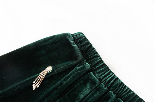 Traje de Terciopelo con Detalles de Cuentas para Mujer - Image 26