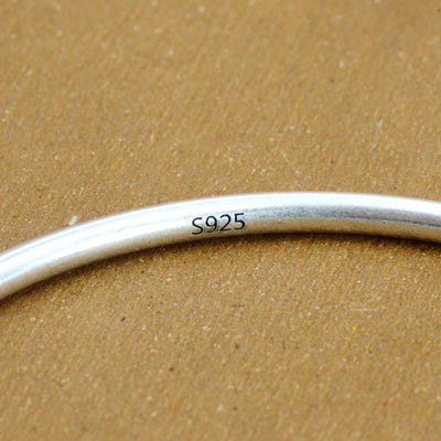 Pulsera de Plata Esterlina Vintage Artesanal con Diseño Impreso - Image 5