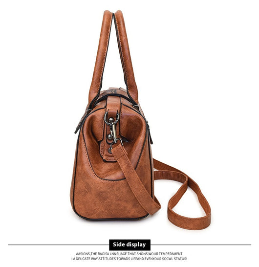 Bolso de Cuero Artesanal Tallado para Mujer con Diseño Asimétrico - Image 30