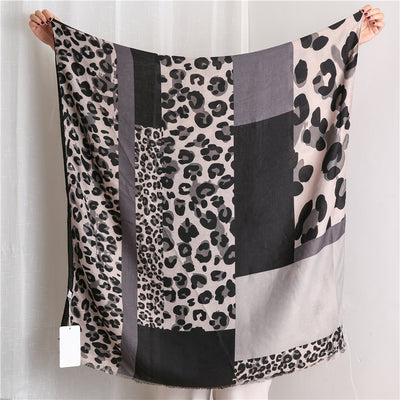 Pañuelo Estampado Leopardo con Contraste de Colores Dongdaemun para Mujer - Image 5
