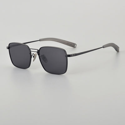 Gafas de Titanio Puro con Diseño Cuadrado Doble Varilla para Miopía Hombre - Image 6