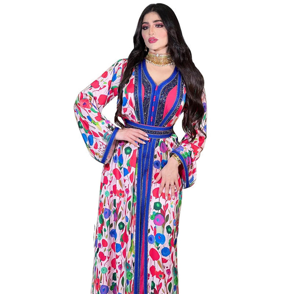 Conjunto Elegante de Túnica Árabe con Cinturón Decorativo
