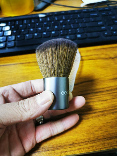 Brocha Grande para Rubor Tipo Llama - Pincel de Maquillaje Profesional - Image 17