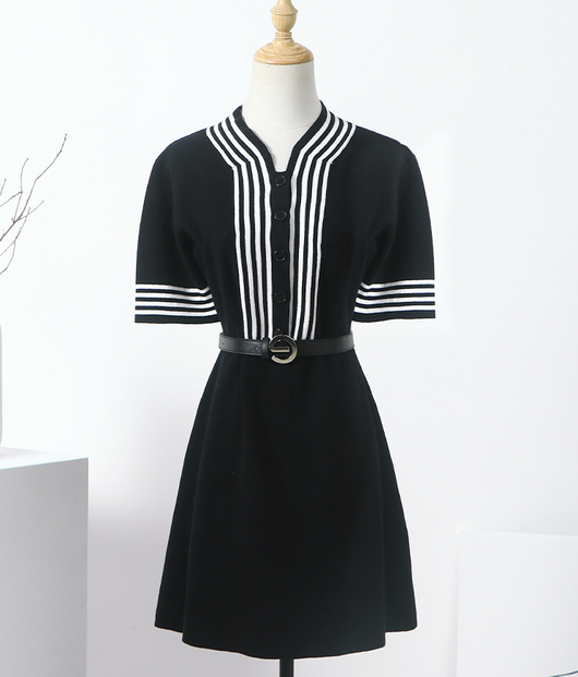 Vestido Negro Elegante Estilo Hepburn - Diseño Francés Slim para Mujer - Image 23