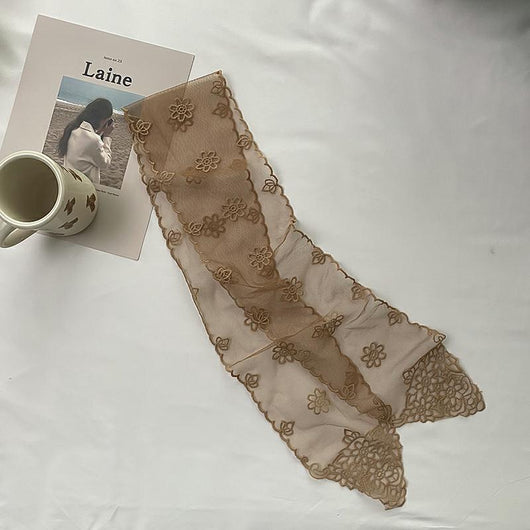 Pañuelo de Seda Bordado con Encaje - Cinta para Cabello Elegante - Image 7