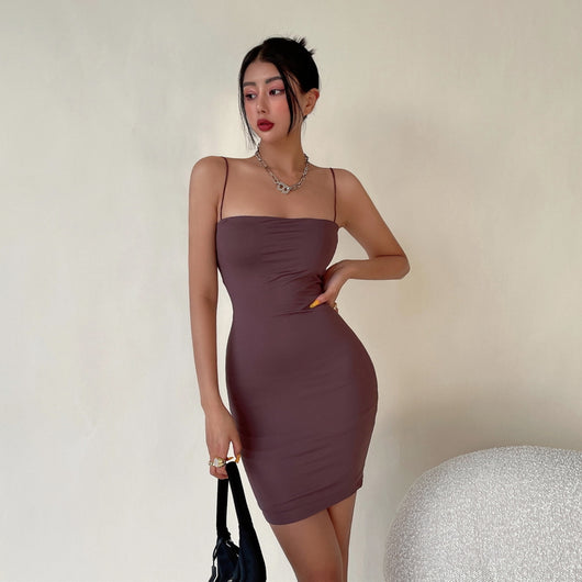 Vestido Ajustado con Pliegues y Tirantes Finos para Cadera - Image 25