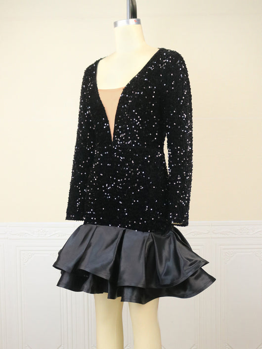 Vestido de Fiesta Corto con Escote Profundo y Lentejuelas Transparente - Image 5