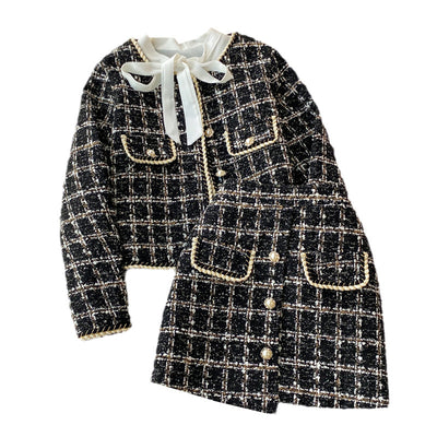 Traje de Tres Piezas en Tweed con Corbatín - Image 5