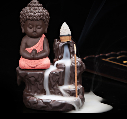 Quemador de Incienso Retro Monje Zen con Flujo de Agua - Image 12