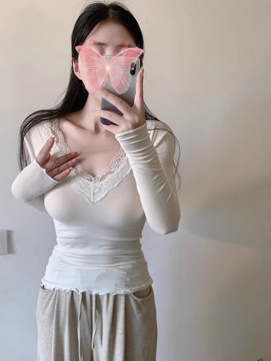 Blusa Base Elegante de Encaje con Cuello en V y Manga Larga - Image 27