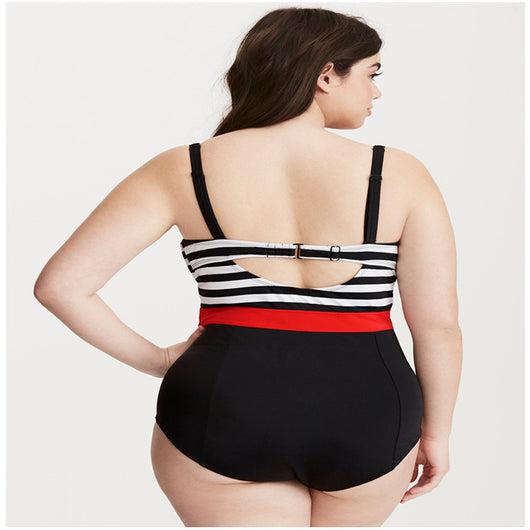 Traje de Baño Enterizo Tallas Grandes con Estampado de Rayas Blanco y Negro - Image 8