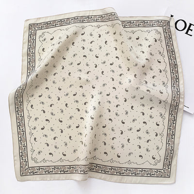 Pañuelo de Seda Cuadrado para Primavera y Otoño - Image 7