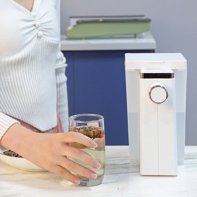 Dispensador de Agua Caliente Portátil para Escritorio