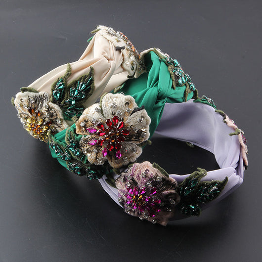 Diadema Ancha de Tela con Flores y Diamantes Incrustados - Image 13