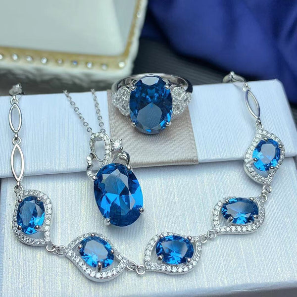 Traje London Blue con Incrustaciones de Plata 925
