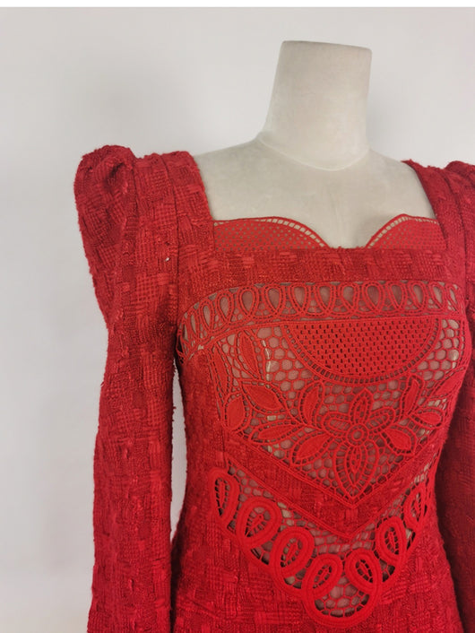 Vestido Rojo Elegante con Mangas Abullonadas para Fiestas y Año Nuevo - Image 6