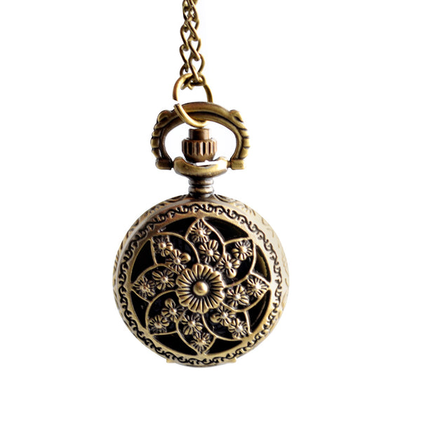 Reloj de Bolsillo Calado con Pétalos Boshiya - Pequeño con Cadena