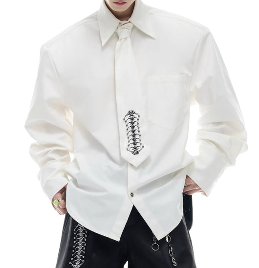 Camisa Polo con Bordado Deconstruido y Diseño Minimalista - Image 4