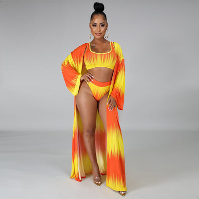 Bikini de Tres Piezas con Estampado y Triángulo Dividido - Image 5