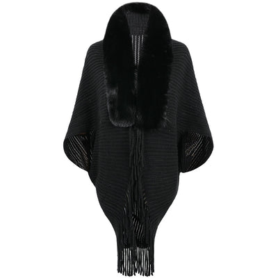 Chal Tejido con Cuello de Piel y Borlas - Image 6