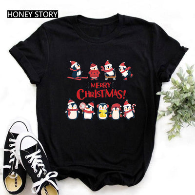 Playera Navideña Roja para Parejas - Diseño Reno y Santa - Image 22