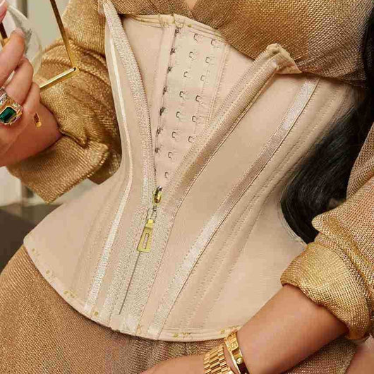 Faja Reductora de Látex con Efecto Cintura de Reloj - Image 3