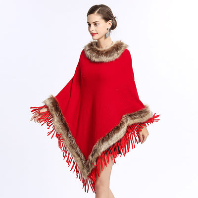Poncho Tejido con Cuello de Piel Sintética de Zorro y Borlas