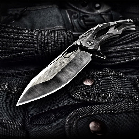 Cuchillo Plegable Táctico de Acero D2 - Alta Dureza para Aventuras - Image 9