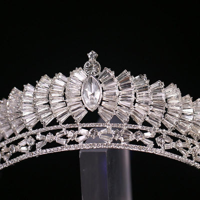 Corona Nupcial de Aleación con Cristales Estilo Japonés y Coreano - Image 2
