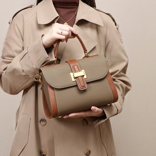 Bolso de Hombro Asimétrico Lujo Minimalista con Textura Sofisticada