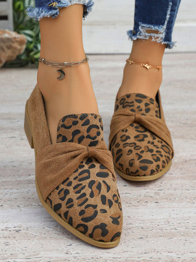 Zapatos de Tacón Grueso para Mujer con Cadena Metálica y Punta Redonda - Image 11