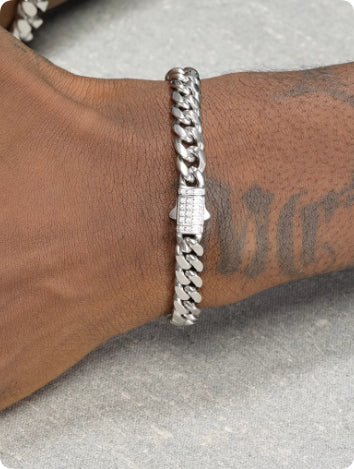 Pulsera Cubana de Titanio Acero Dorado 8mm para Hombre Hip Hop - Image 4