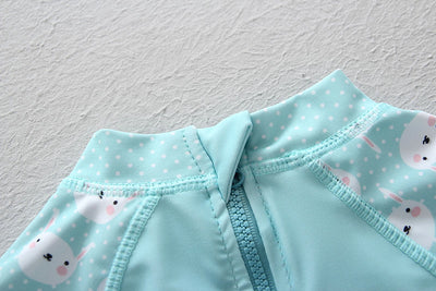 Traje de Baño Protector Solar para Bebé Niña - Diseño Conejito - Image 3