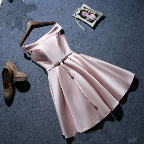 Vestido Corto Elegante para Dama de Honor y Eventos Especiales