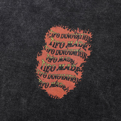Playera de Manga Larga con Estampado de Dados en Llamas para Hombre - Image 3