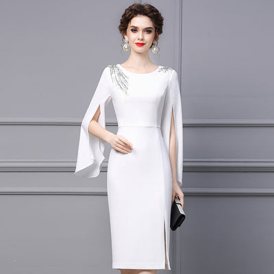 Vestido Elegante con Mangas Acampanadas y Detalles de Diamantes Incrustados - Image 19