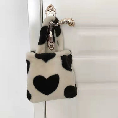 Bolso Peludo de Invierno con Diseño de Corazón Negro - Image 12