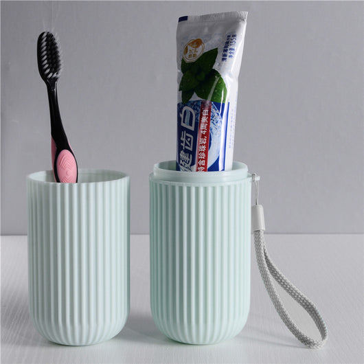 Estuche Portátil para Cepillo de Dientes con Kit de Viaje - Image 7