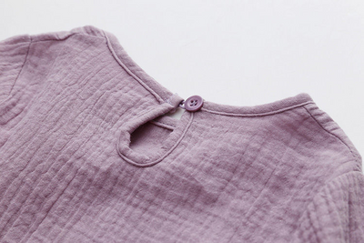 Blusa Infantil de Algodón y Lino con Volantes y Mangas Largas - Image 17