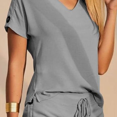 Conjunto de Pijama Shorts Cuello V - Dos Piezas Cómodo y Versátil - Image 2