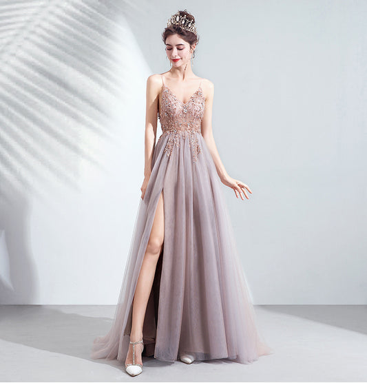 Vestido de Noche Elegante con Abertura Lateral y Escote Drapeado - Image 2