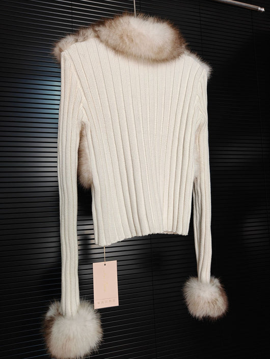 Suéter Slim Fit Ecológico con Patchwork de Lana y Detalles de Piel - Colección Invierno - Image 13