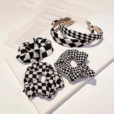 Diadema Cuadriculada Blanco y Negro - Accesorio Versátil para el Cabello - Image 11
