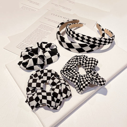 Diadema Cuadriculada Blanco y Negro - Accesorio Versátil para el Cabello - Image 11